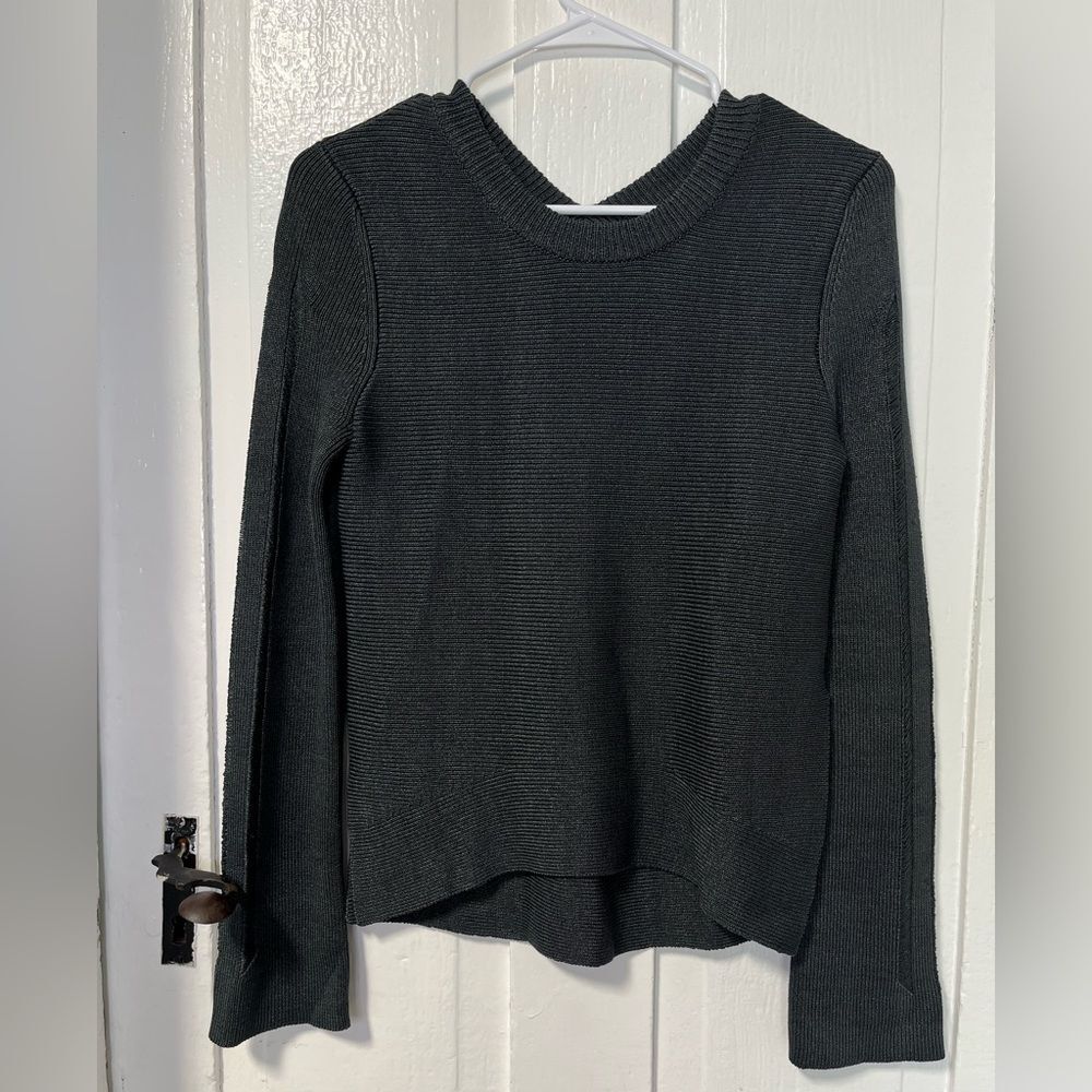 Theyskens’ Theory Silk Rib Knit Ripped Shredded Sleeve Sweater size small